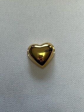 New Hillberg and Berk “love puff” sliding pendant. Stamped 925, with 14k plating